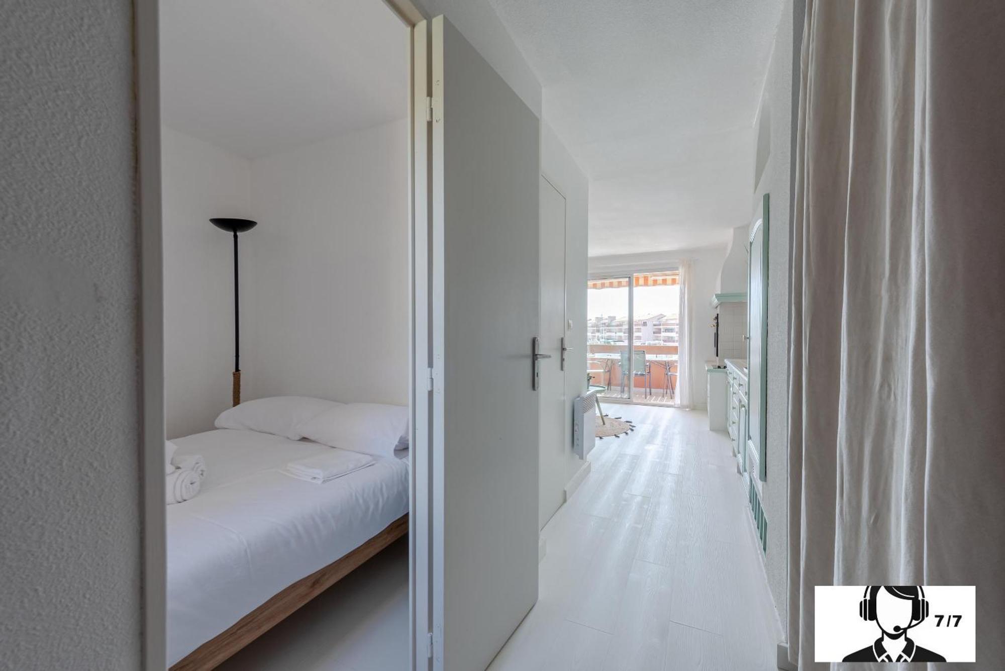 Appartement L'Athlantis - Cosy avec terrasse et parking à Saint-Cyprien  Extérieur photo