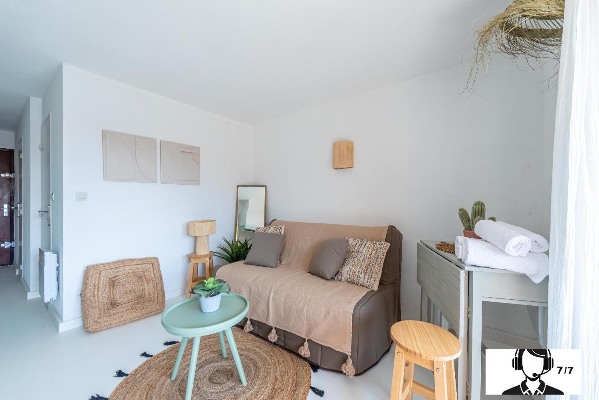Appartement L'Athlantis - Cosy avec terrasse et parking à Saint-Cyprien  Extérieur photo